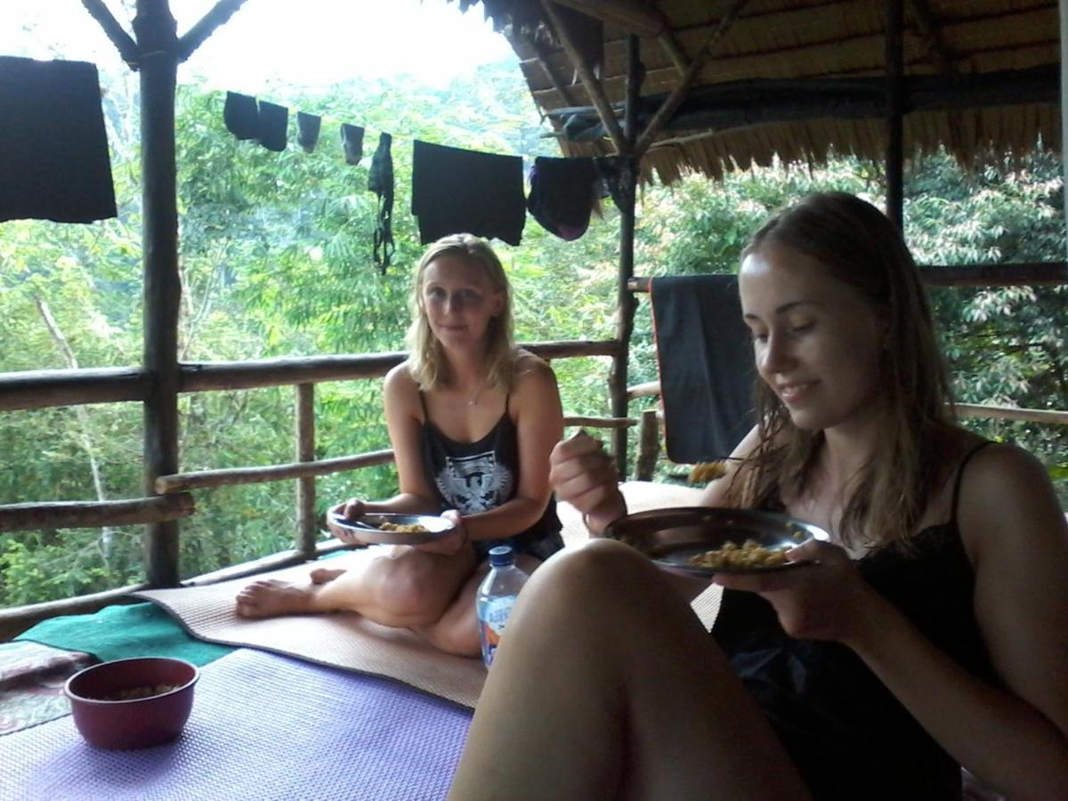 Orangutantreksumatra & Lovely Jungle Lodge Only Book If You Are Treking With Us Bukit Lawang Esterno foto