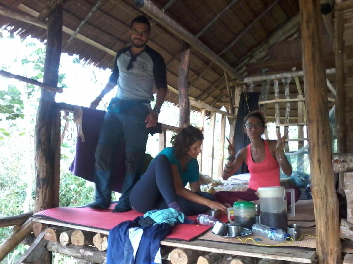 Orangutantreksumatra & Lovely Jungle Lodge Only Book If You Are Treking With Us Bukit Lawang Esterno foto