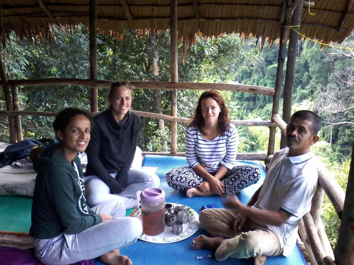 Orangutantreksumatra & Lovely Jungle Lodge Only Book If You Are Treking With Us Bukit Lawang Esterno foto