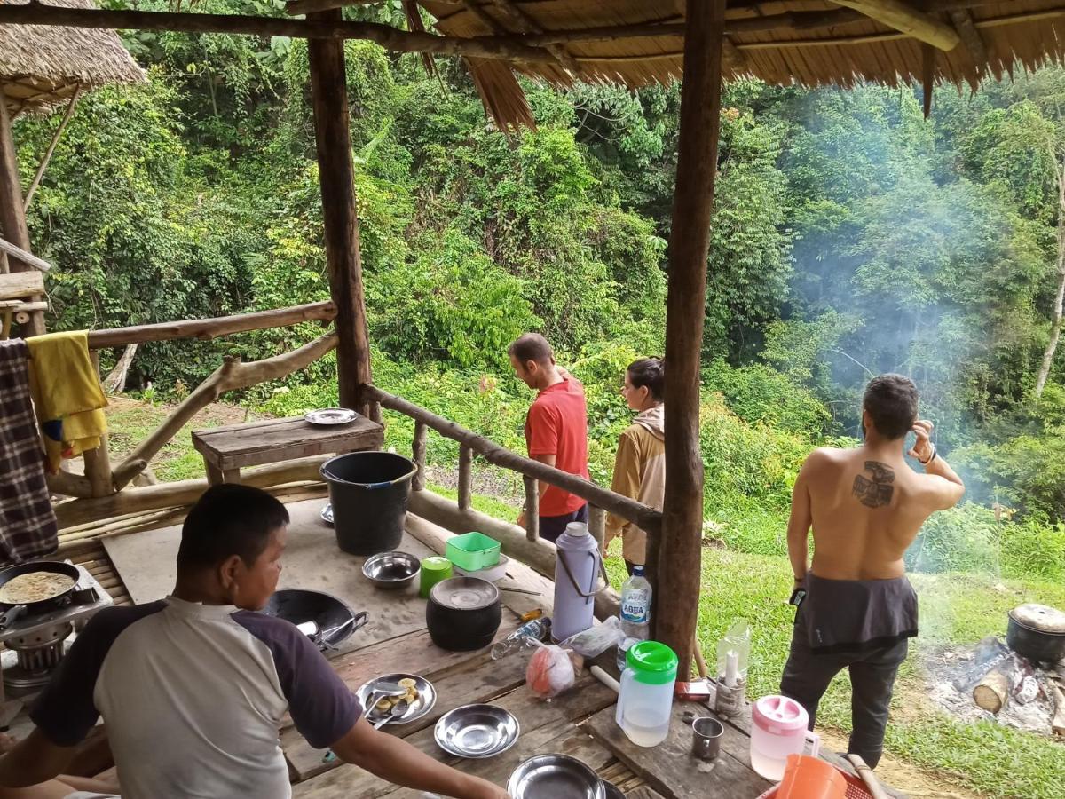 Orangutantreksumatra & Lovely Jungle Lodge Only Book If You Are Treking With Us Bukit Lawang Esterno foto