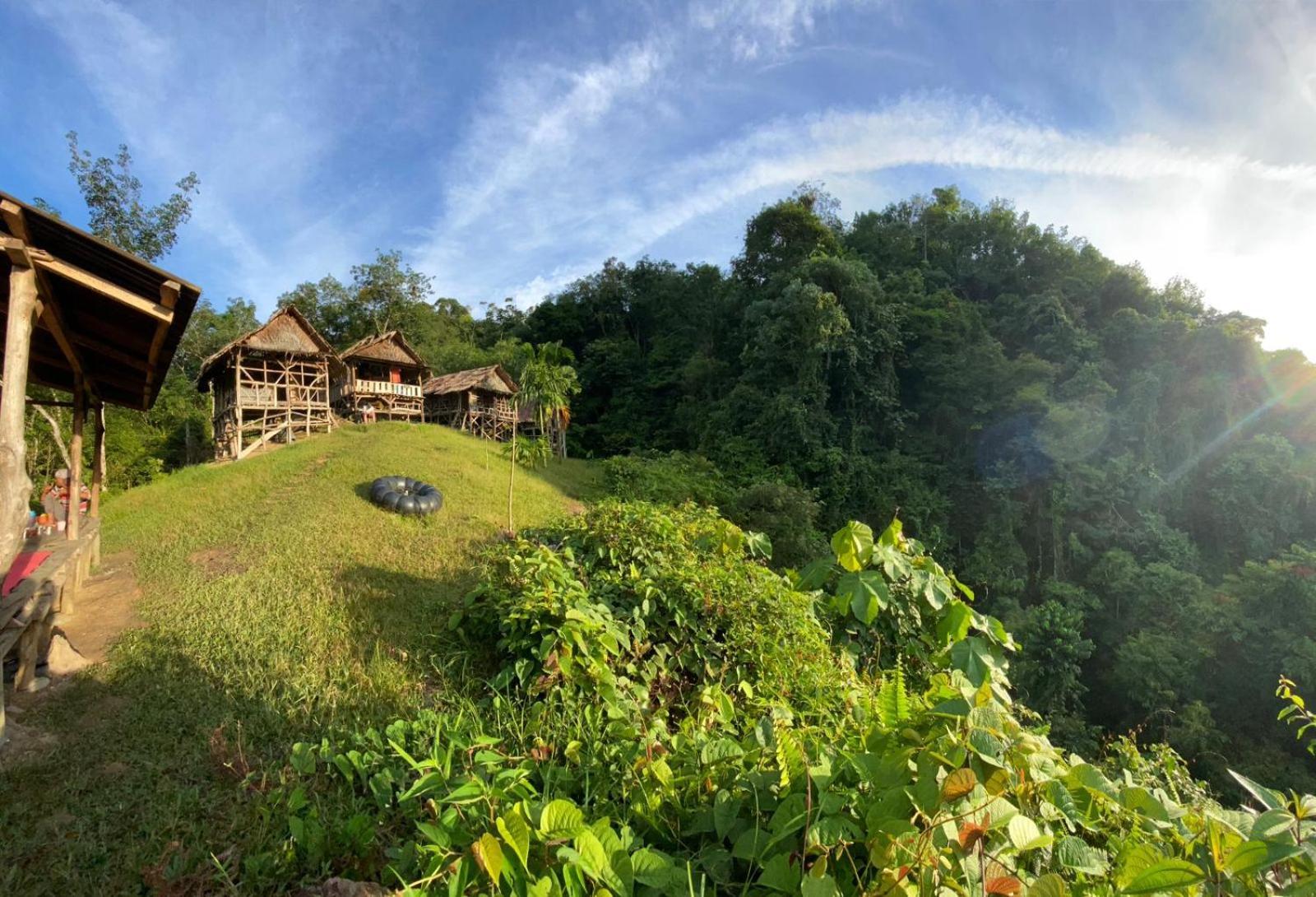 Orangutantreksumatra & Lovely Jungle Lodge Only Book If You Are Treking With Us Bukit Lawang Esterno foto